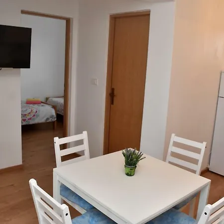 Resetic Apartment