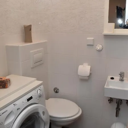 Resetic Apartment Vir